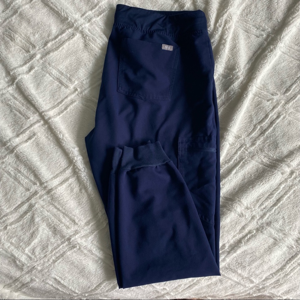 Figs large jogger scrub pant